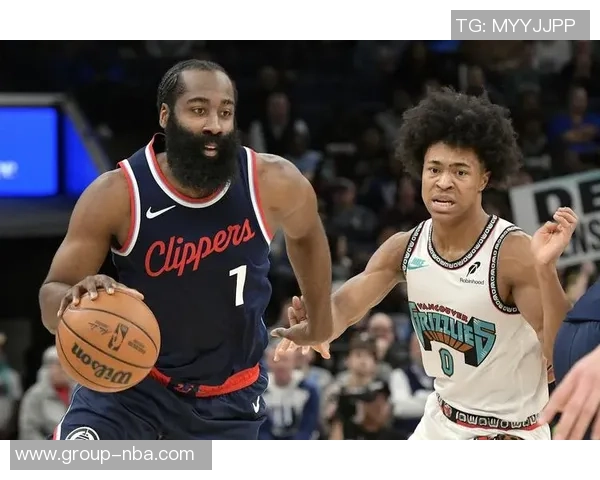 哈登强调主场优势期待后续比赛抓住机会争取胜利